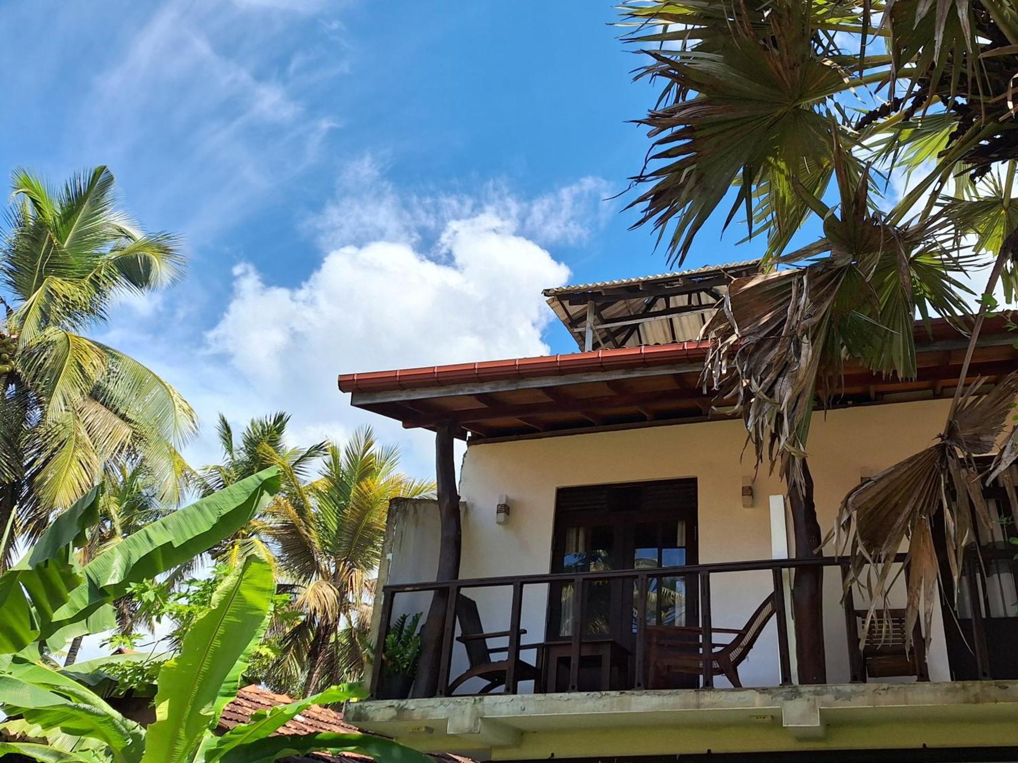 Bandulas Beach House Hikkaduwa Exterior foto