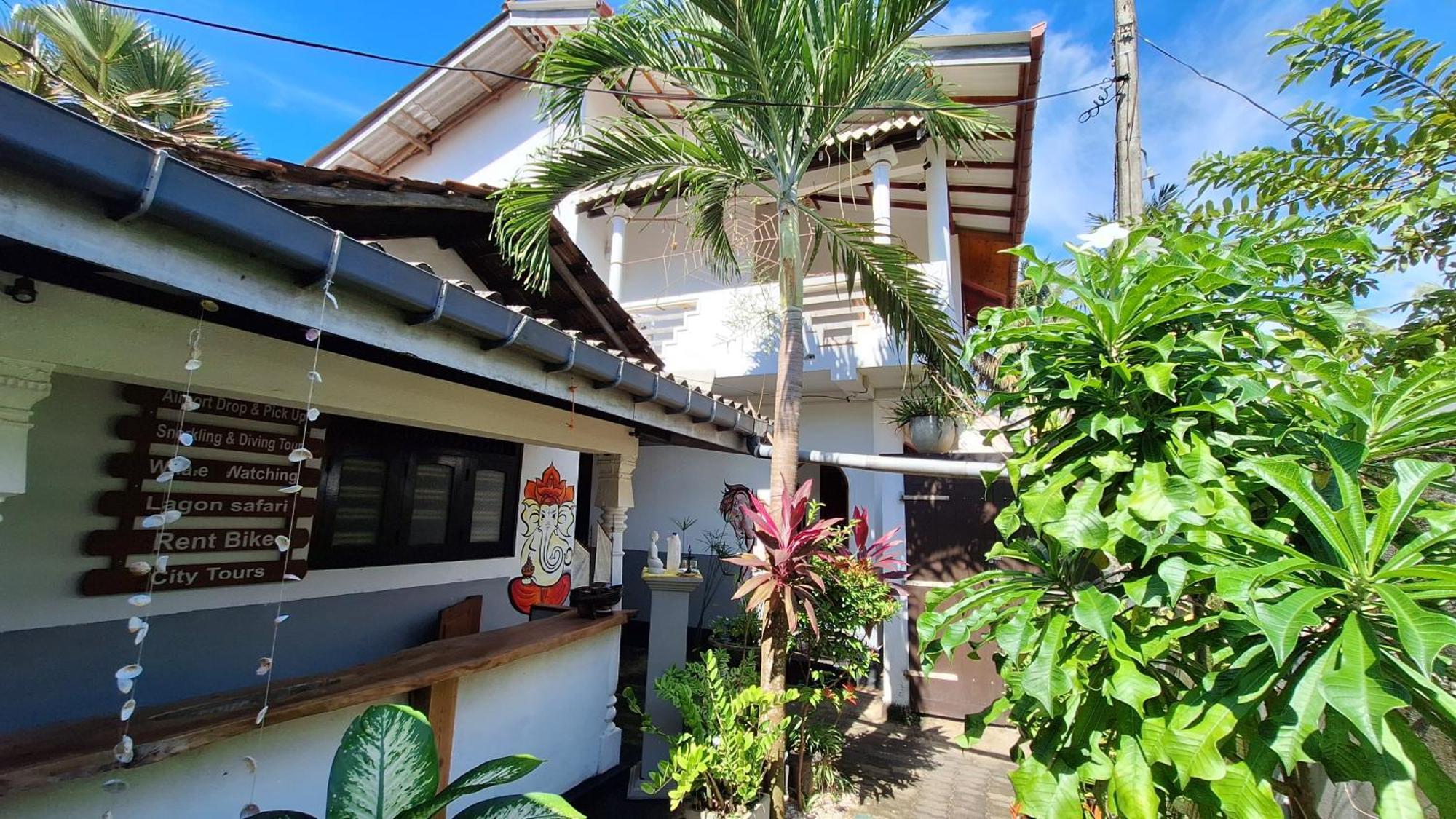 Bandulas Beach House Hikkaduwa Exterior foto